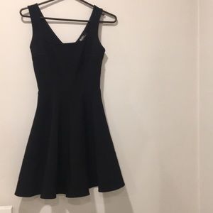 little black lulus dress!